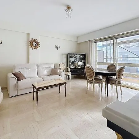 Apartment T3 Spacieux Centre Avec Doubles Balcon